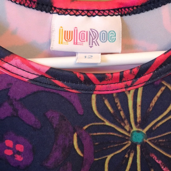 Lularoe - Picture 2 of 3